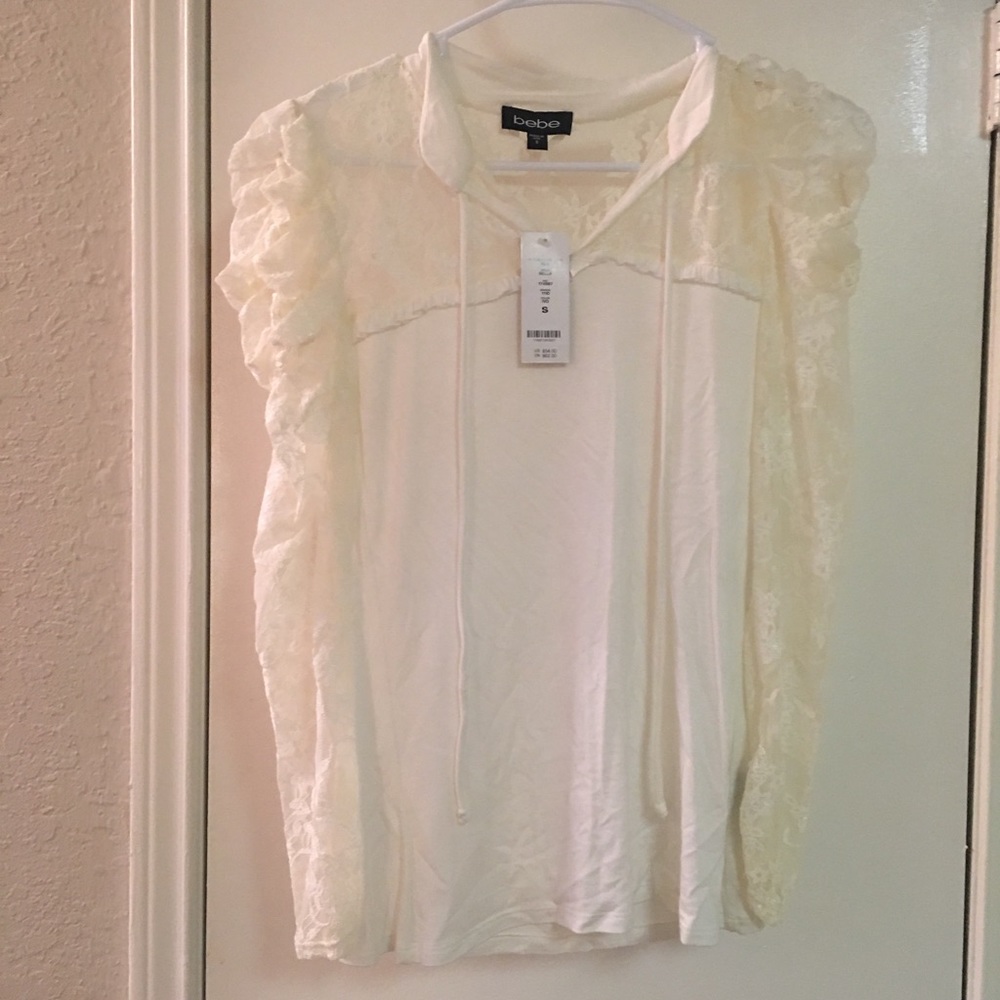 Long sleeve lace top